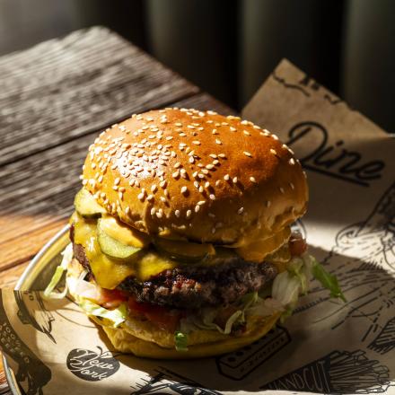 Empire Cheeseburger